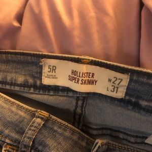 Hollister ripped skinny jeans